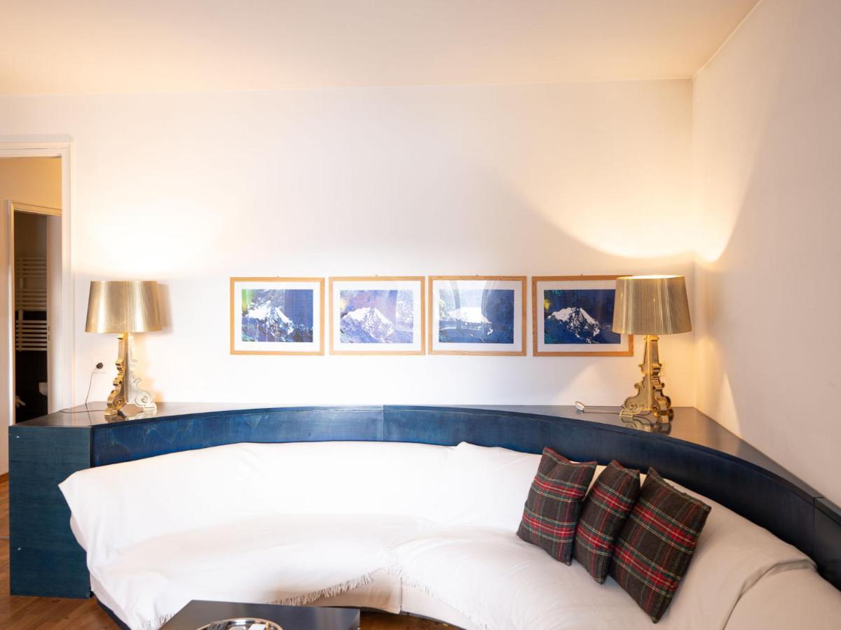 Apartment Chesa Romantica 17 By Interhome St. Moritz Bagian luar foto